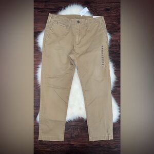 American Eagle Athletic Straight Lived-In Khaki